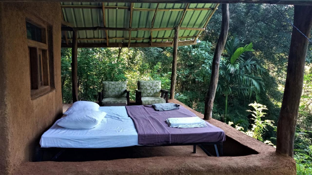 Chalet In The Jungle Pallegama Extérieur photo
