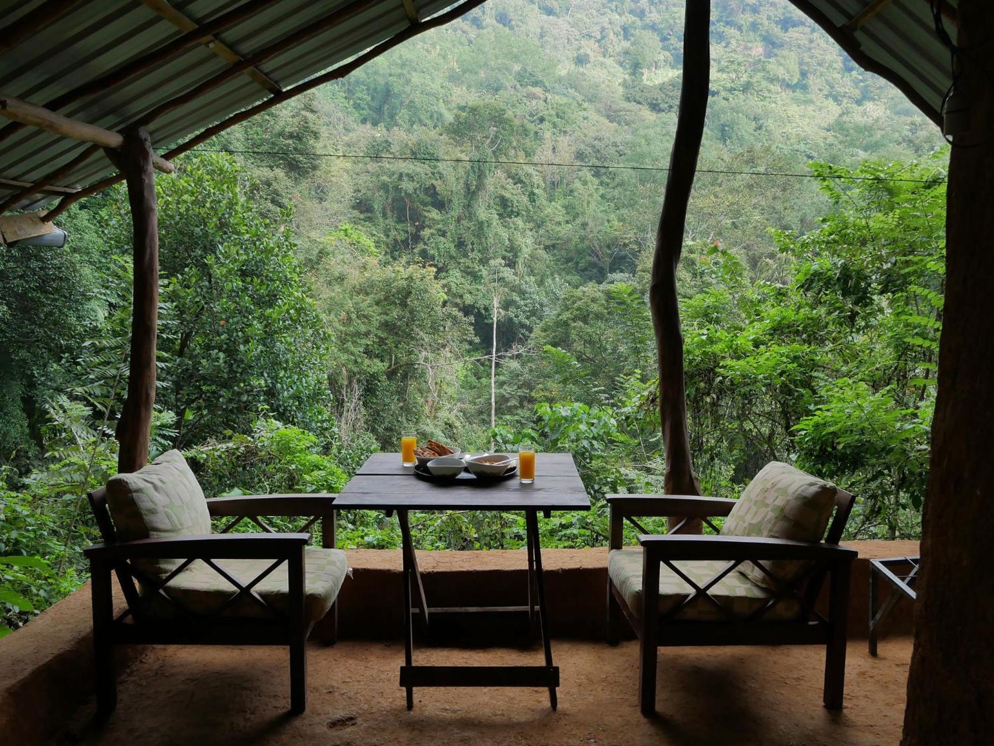 Chalet In The Jungle Pallegama Chambre photo